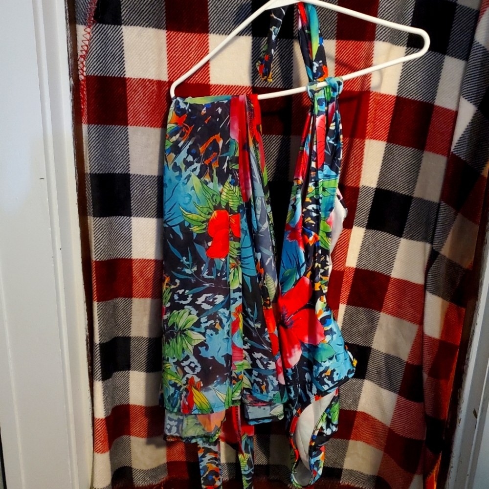 Swimsuit and wrap